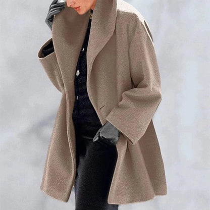 Damenmantel beige Wolle, eleganter Wintermantel, modischer Oversize-Schnitt, warme Oberbekleidung.