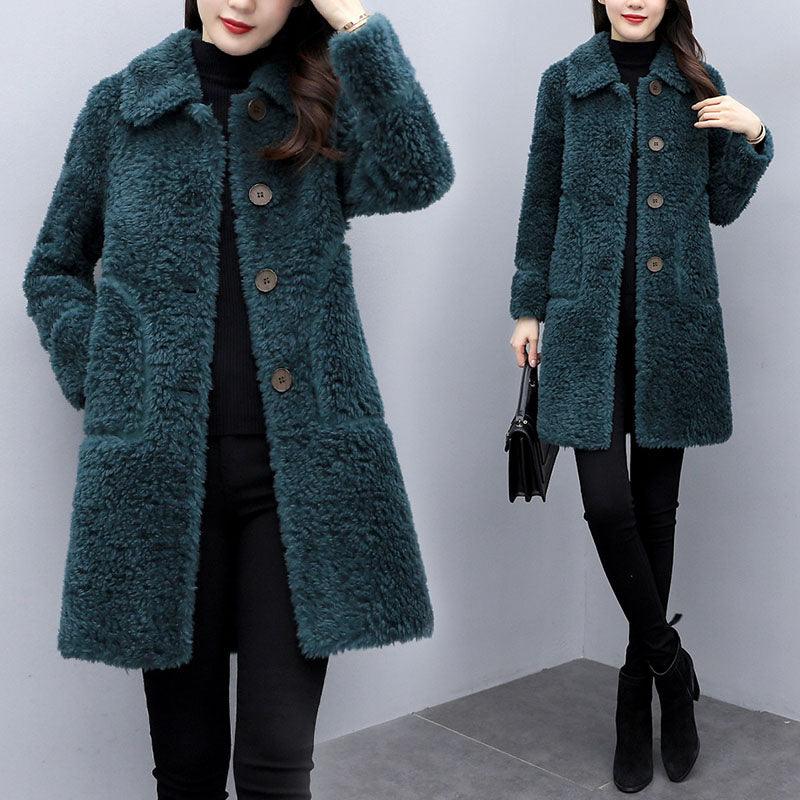Damen Wintermantel aus Kunstpelz, dunkelgrün, mit Knöpfen, modisch, warm, elegant.