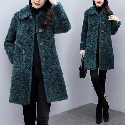 Damen Wintermantel aus Kunstpelz, dunkelgrün, mit Knöpfen, modisch, warm, elegant.