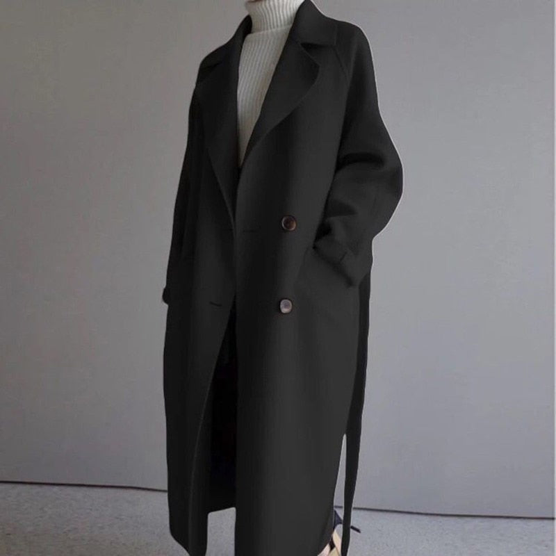 Schwarzer Damenmantel, lang, mit Knöpfen, elegantes Design, Herbstmode, Wollmischung.