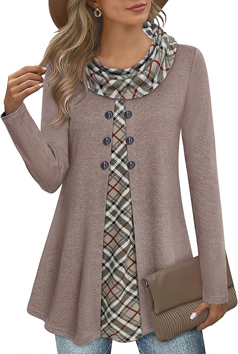 Damenmode: Beige Tunika mit Karomuster, Knöpfen und Schal, ideal für Herbstmode.