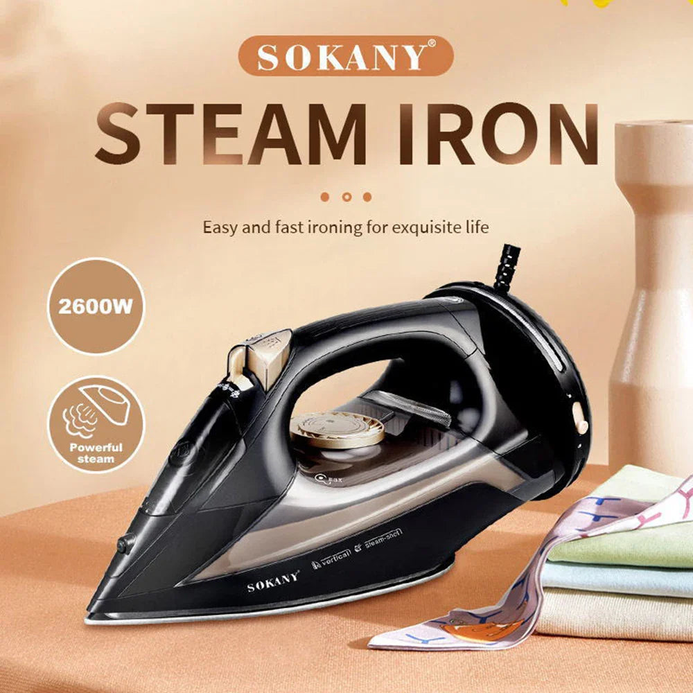 Schwarzes Sokany Dampfbügeleisen 2600W, leistungsstark, glatte Bügelfläche, modernes Design.
