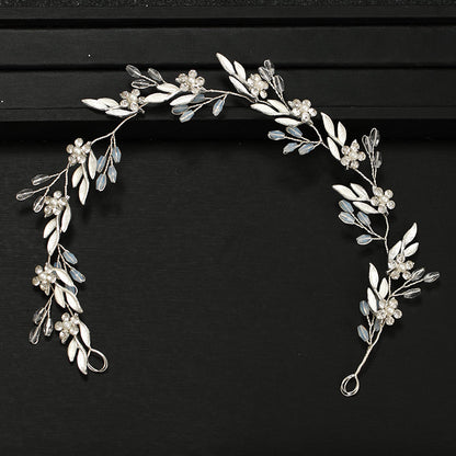 Kristallblumen-Diadem für Braut, silber, Hochzeit, Haarschmuck, elegant, festlich.