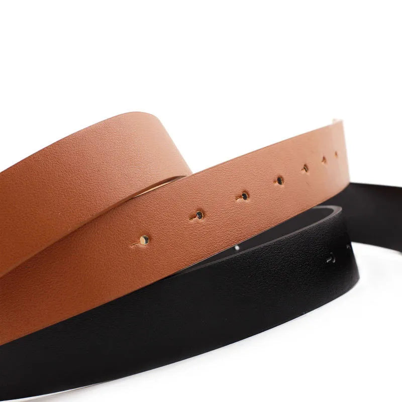 Brauner und schwarzer Doppelring-Designer-Gürtel aus Leder, modisches Accessoire.