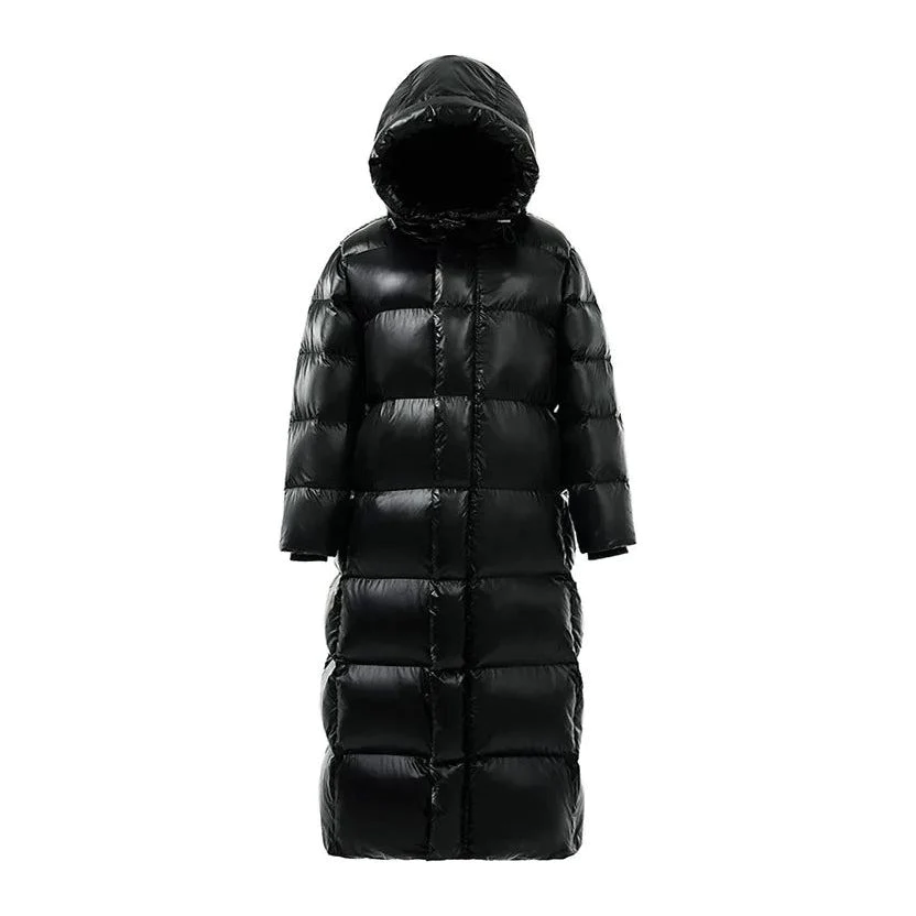 Schwarzer langer Daunenmantel mit Kapuze, Winterjacke, warm, modisch, Damenbekleidung.