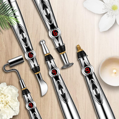 Elektrische Akupunkturstifte Set, silber, digitaler Bildschirm, Holzuntergrund, Wellness-Accessoire.