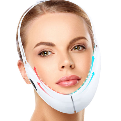 Frau mit LED-Gesichtsmaske, weiß, Hautpflege, Anti-Aging, Beauty-Technologie, Nahaufnahme.