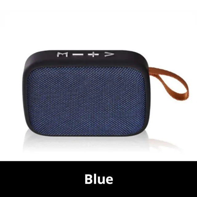Blaue tragbare Bluetooth-Lautsprecher, rechteckig, mit Trageschlaufe, kompakt und kabellos.