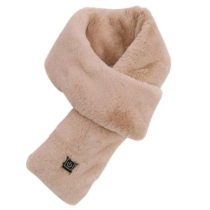 Beiger, flauschiger Schal aus Kunstfell, modisches Accessoire, warm, weich, Damenmode.