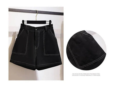 Schwarze Damen-Shorts mit weißen Nähten, Baumwolle, lässig, modisch, Sommerbekleidung.