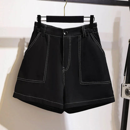 Schwarze Damen-Shorts mit weißen Nähten, elastischer Bund, Freizeitmode, Baumwolle.