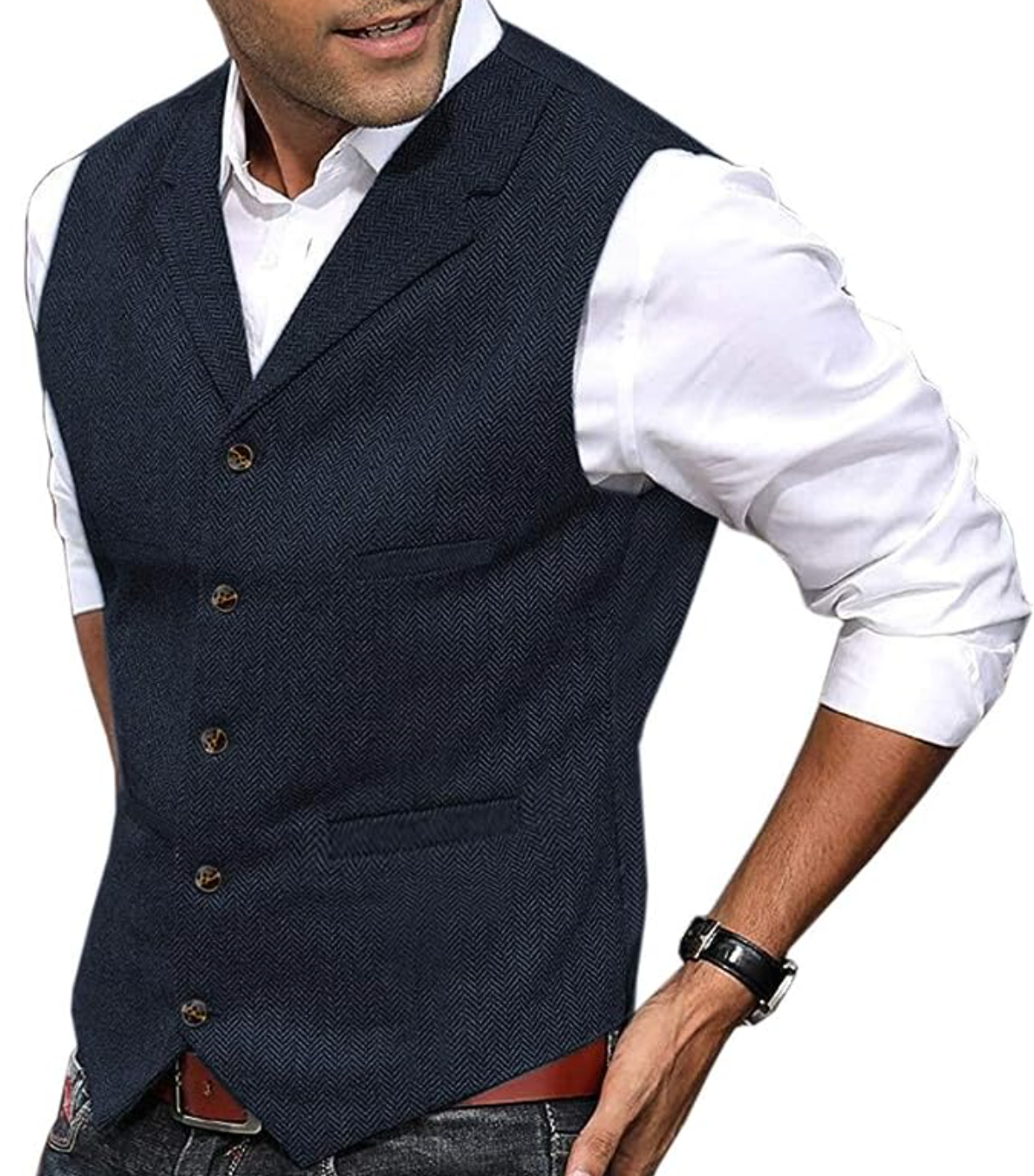 Mann in dunkelblauer Weste, weißem Hemd, eleganter Herrenmode, Freizeitkleidung.