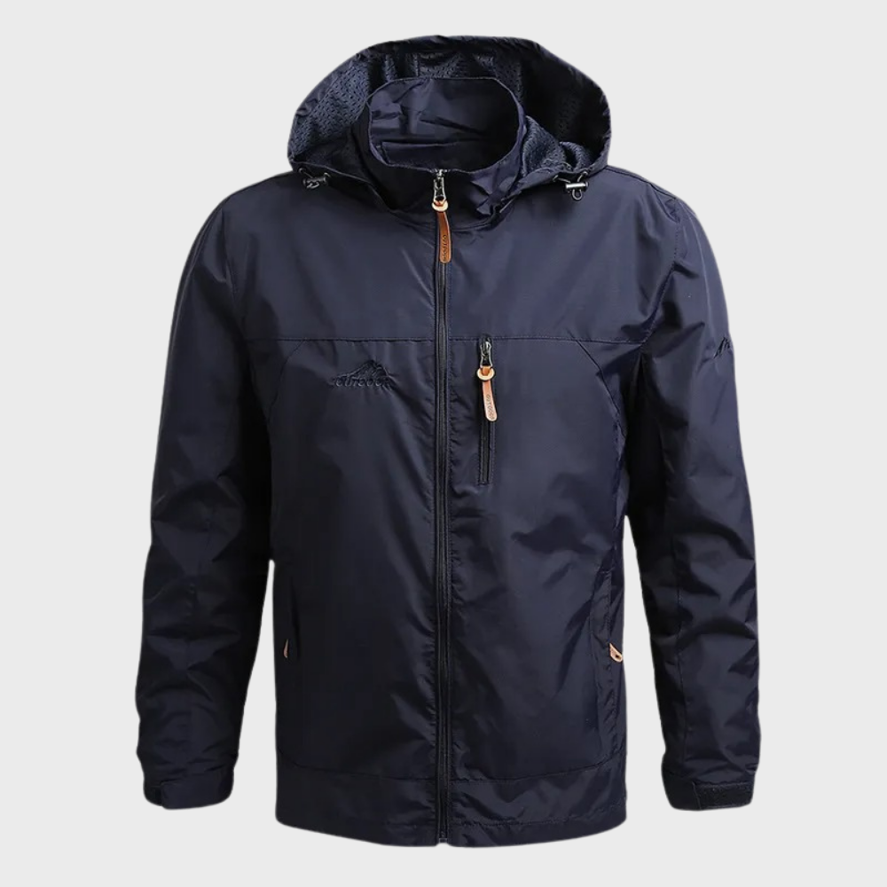 Dunkelblaue Herrenjacke mit Kapuze, Reißverschluss, wasserabweisend, Outdoor-Bekleidung.