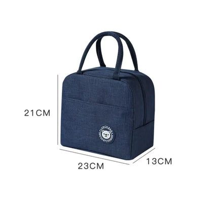 Dunkelblaue Lunch-Tasche, isoliert, mit Bär-Logo, 23x13x21cm, für Schule oder Büro.