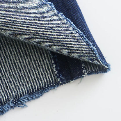 Dunkelblauer Jeansstoff, Nahaufnahme, Baumwolle, Textur, Denim-Material, Mode, Stoffmuster.