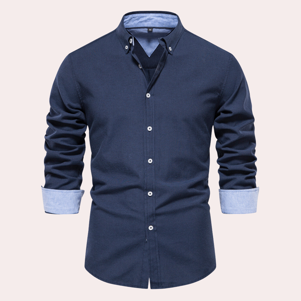 Dunkelblaues Herrenhemd, Button-Down, langärmelig, Baumwolle, elegantes Design.