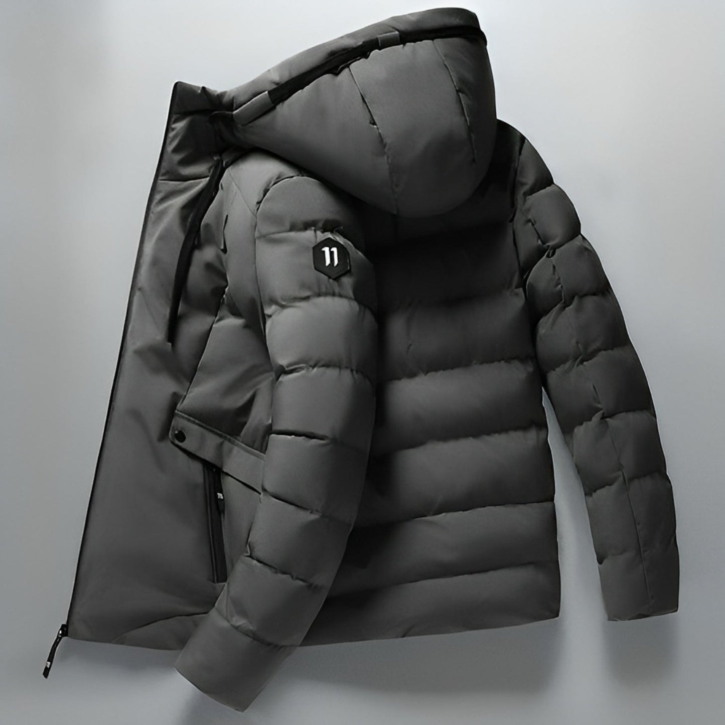 Dunkelgraue Daunenjacke mit Kapuze, Wintermantel, warm, stilvoll, Herrenmode.