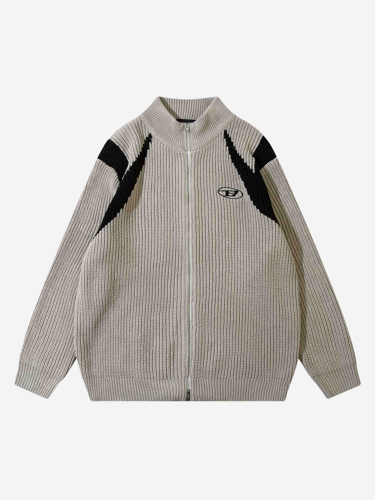 Grauer Strickpullover mit Reißverschluss, schwarzem Muster, Logo, Herrenmode, Winterbekleidung.