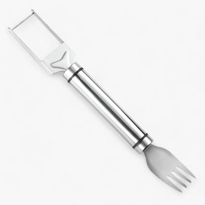 Edelstahl-Gemüseschäler mit ergonomischem Griff, silber, ideal für Küchenarbeiten.