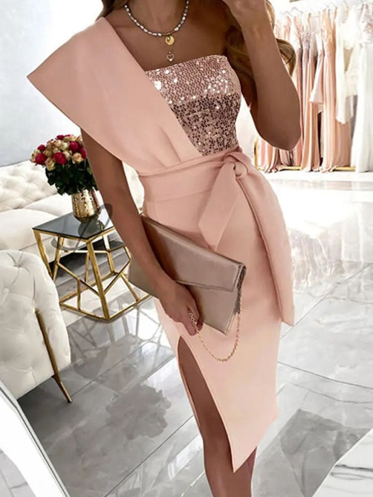 Damen Cocktailkleid rosa, Paillettenoberteil, asymmetrisch, elegantes Design, Abendmode.