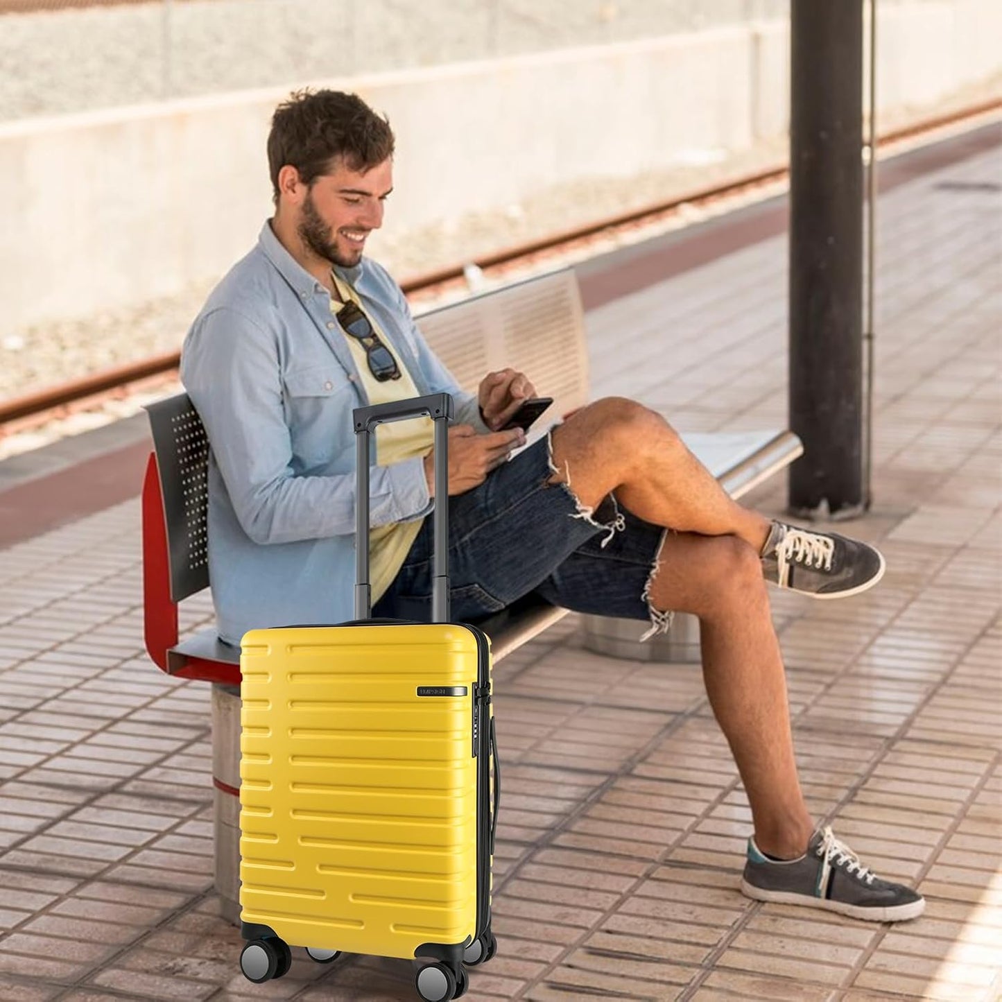 Expandbar hård resväska med spinnerhjul och TSA-lås
