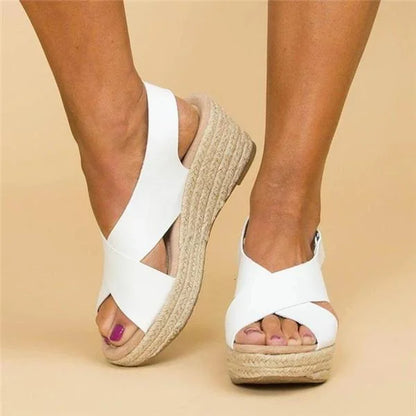 Weiße Damen-Sandalen mit Keilabsatz, Kreuzriemen, Sommerschuhe, bequem, modisch.