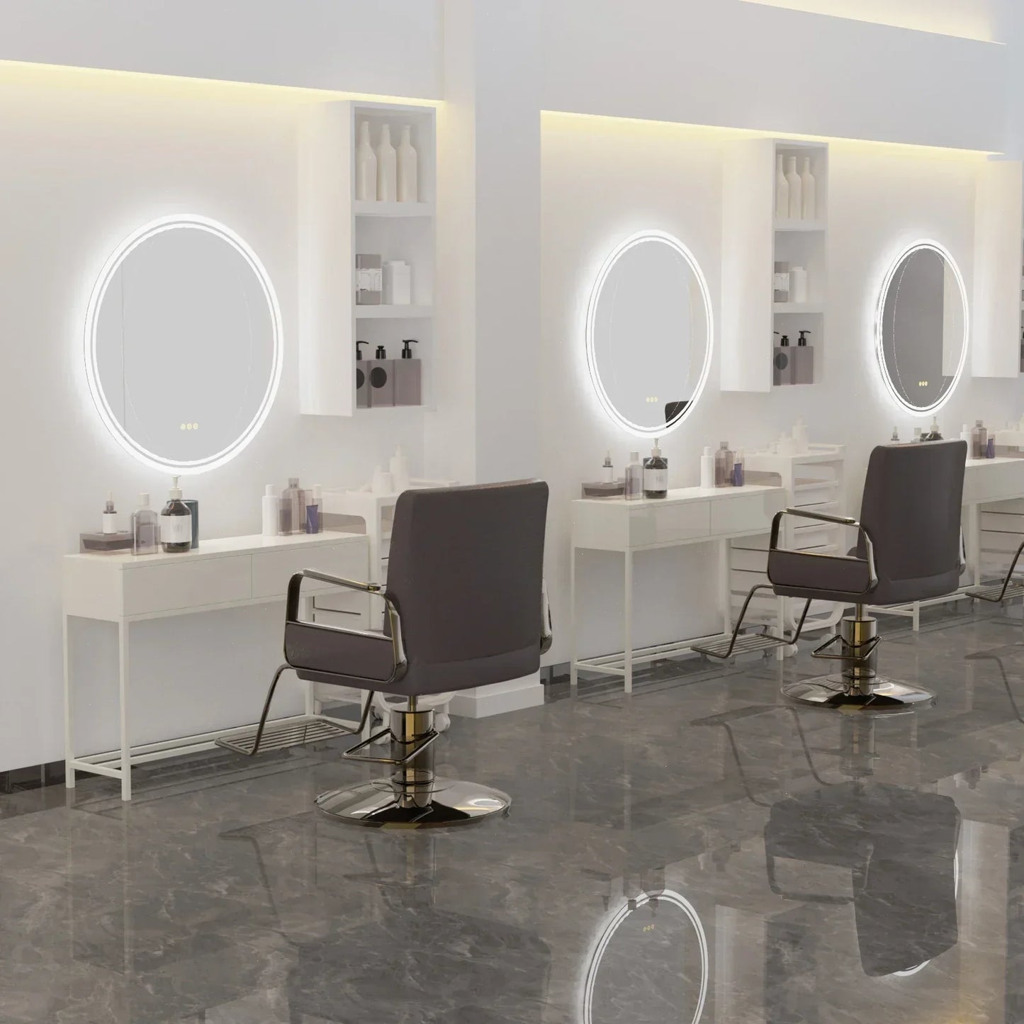 Friseursalon mit modernen Spiegeln, grauen Stühlen, Marmorboden, stilvolle Einrichtung.