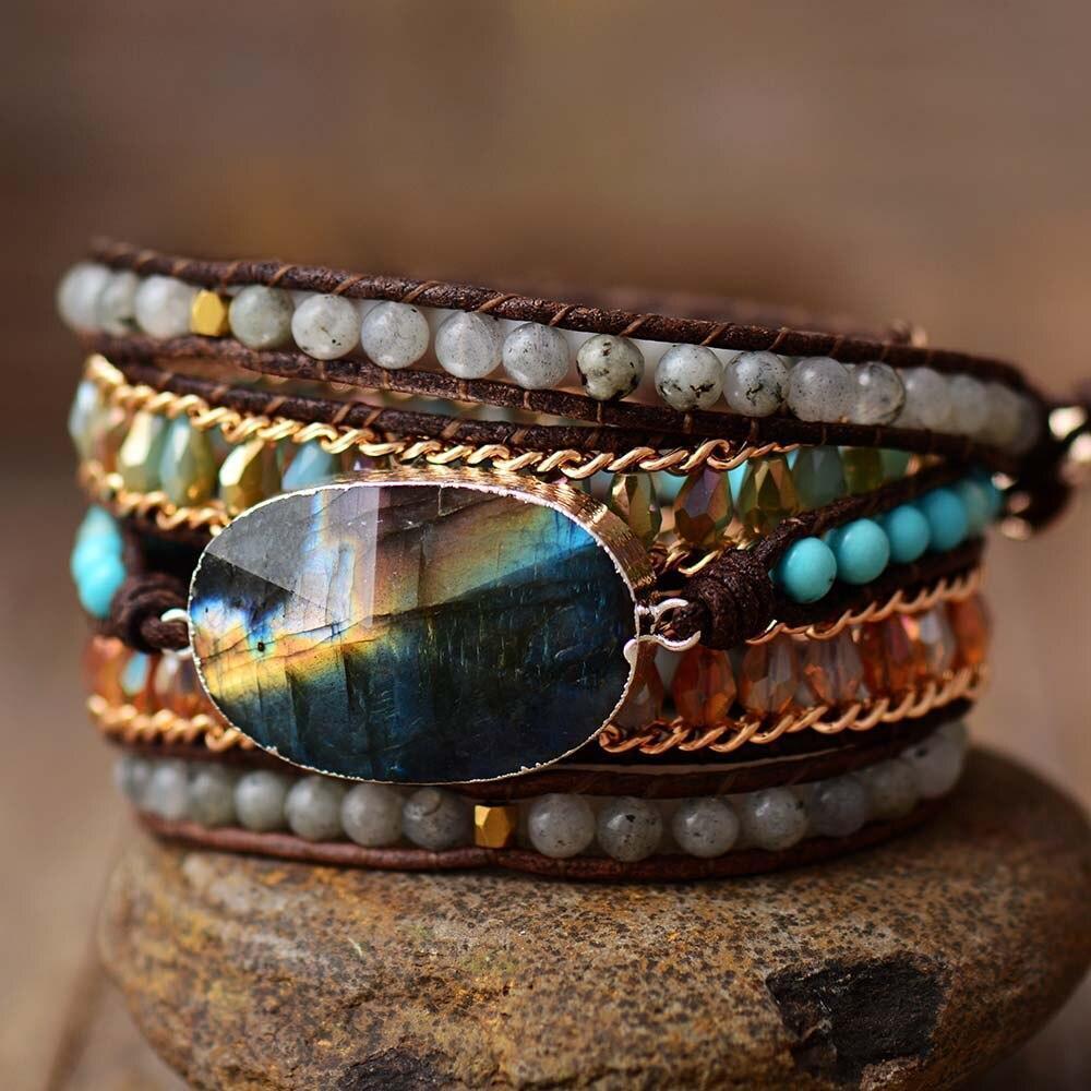 Boho-Armband mit Labradorit, Leder, Strass, mehrreihig, handgefertigt, modisch, Damen-Schmuck.