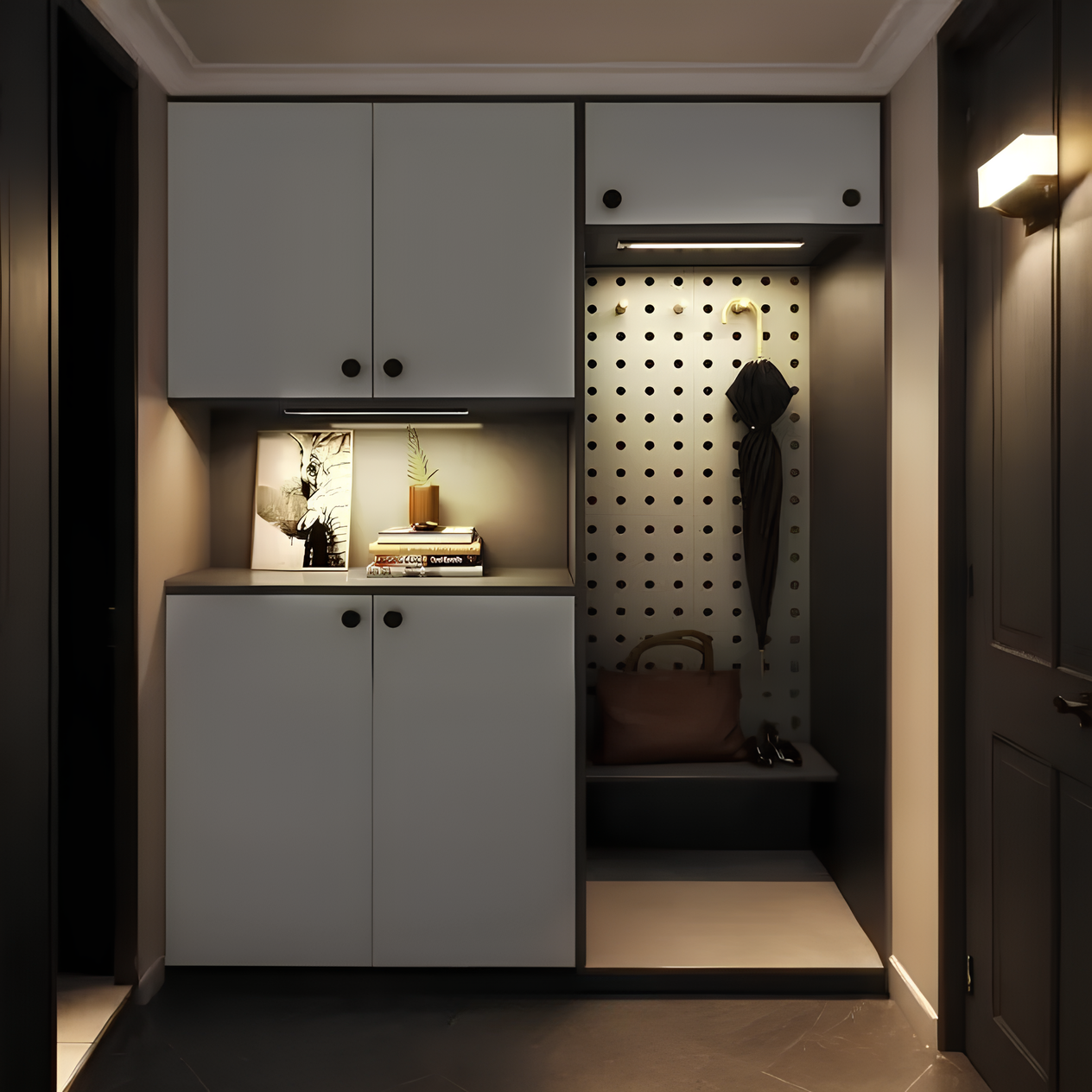 Moderner Flurschrank mit weißem Stauraum, Kleiderhaken und Regalen, ideal für Eingangsbereich.