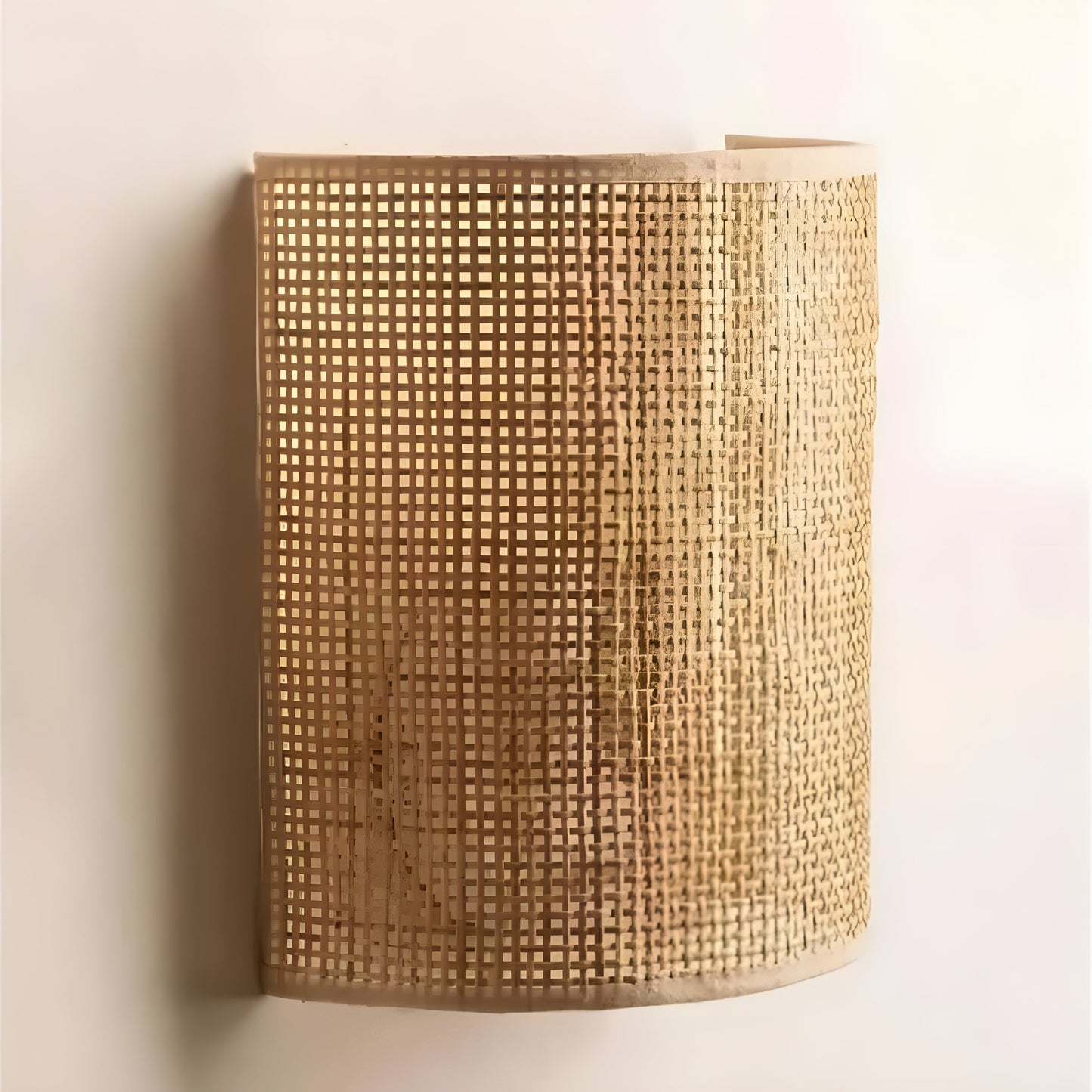 Geflochtener Rattan-Wandlampenschirm, beige, modern, natürliches Design, Wohnzimmerbeleuchtung.