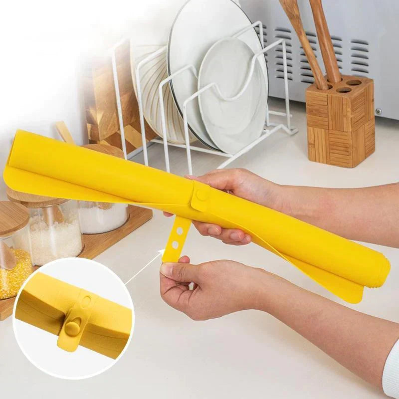 Gelber Silikon-Wasserschieber für Küche, Fensterreinigung, ergonomisch, langlebig.