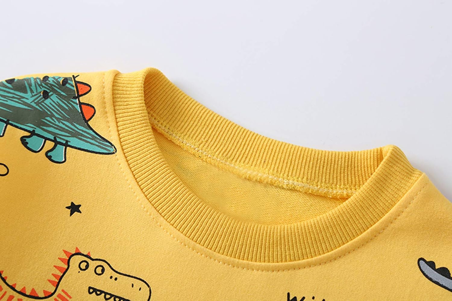 Gelbes Kinder-Sweatshirt mit Dinosaurier-Motiv, Rundhalsausschnitt, Baumwolle, modisch.