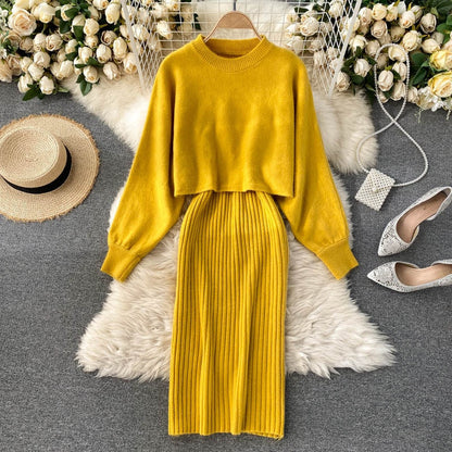 Gelbes Strickkleid-Set mit Pullover und Rock, Damenmode, Herbst, elegant, bequem.