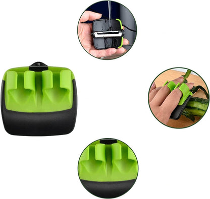 Grüner Gemüseschäler, ergonomisch, Kunststoff, für effizientes Schälen von Gemüse.