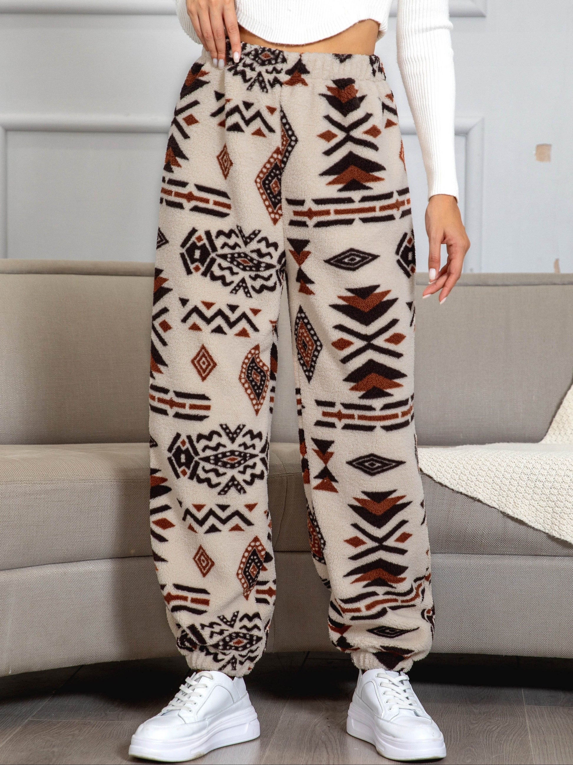 Fleecehose Damen, Ethno-Muster, beige, warm, bequem, Freizeitmode, Winterkleidung, modisch.