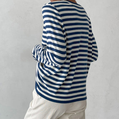 Gestreiftes Langarmshirt, blau-weiß, Damenmode, lässig, Baumwolle, Rückansicht.