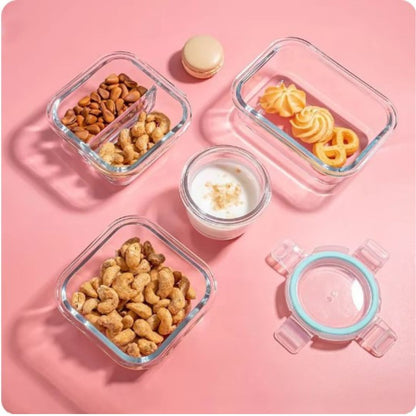 Glasbehälter mit Nüssen, Keksen und Joghurt auf rosa Hintergrund, luftdicht, stapelbar.
