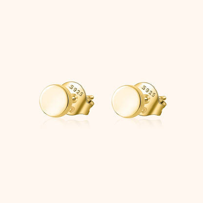 Goldene Ohrstecker aus 925er Silber, runde Form, minimalistisches Design, Schmuck für Damen.