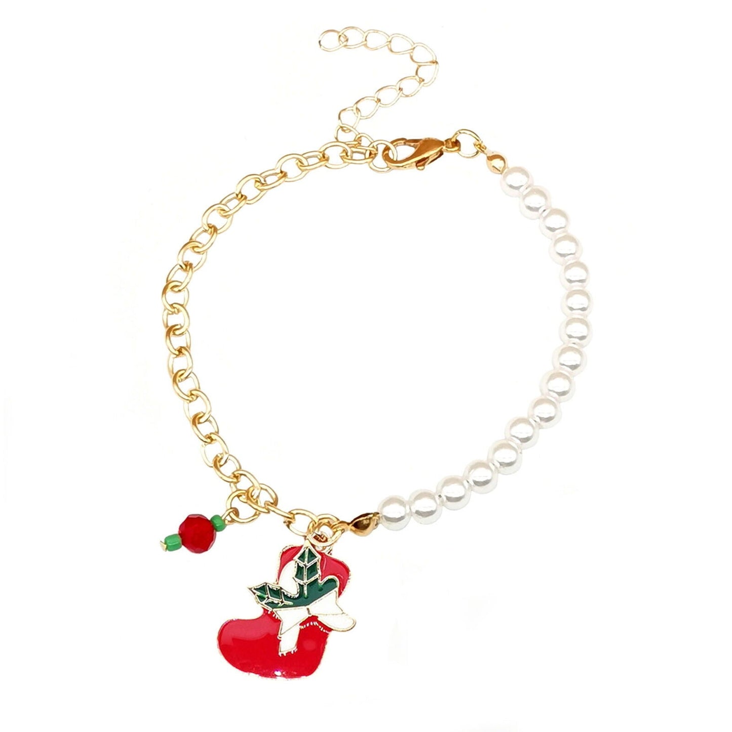 Gold-Armband mit rotem Weihnachtsstrumpf-Anhänger und Perlen, festlicher Schmuck.