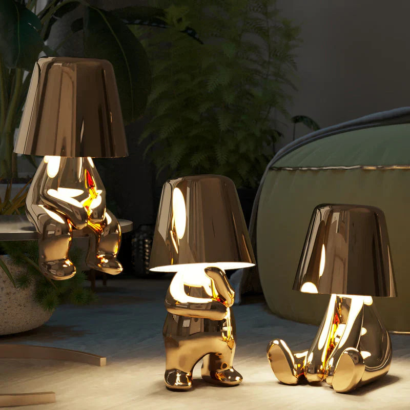 Goldene Bärenlampen, moderne Tischleuchten, glänzend, dekorative Beleuchtung, Wohnzimmer-Design.