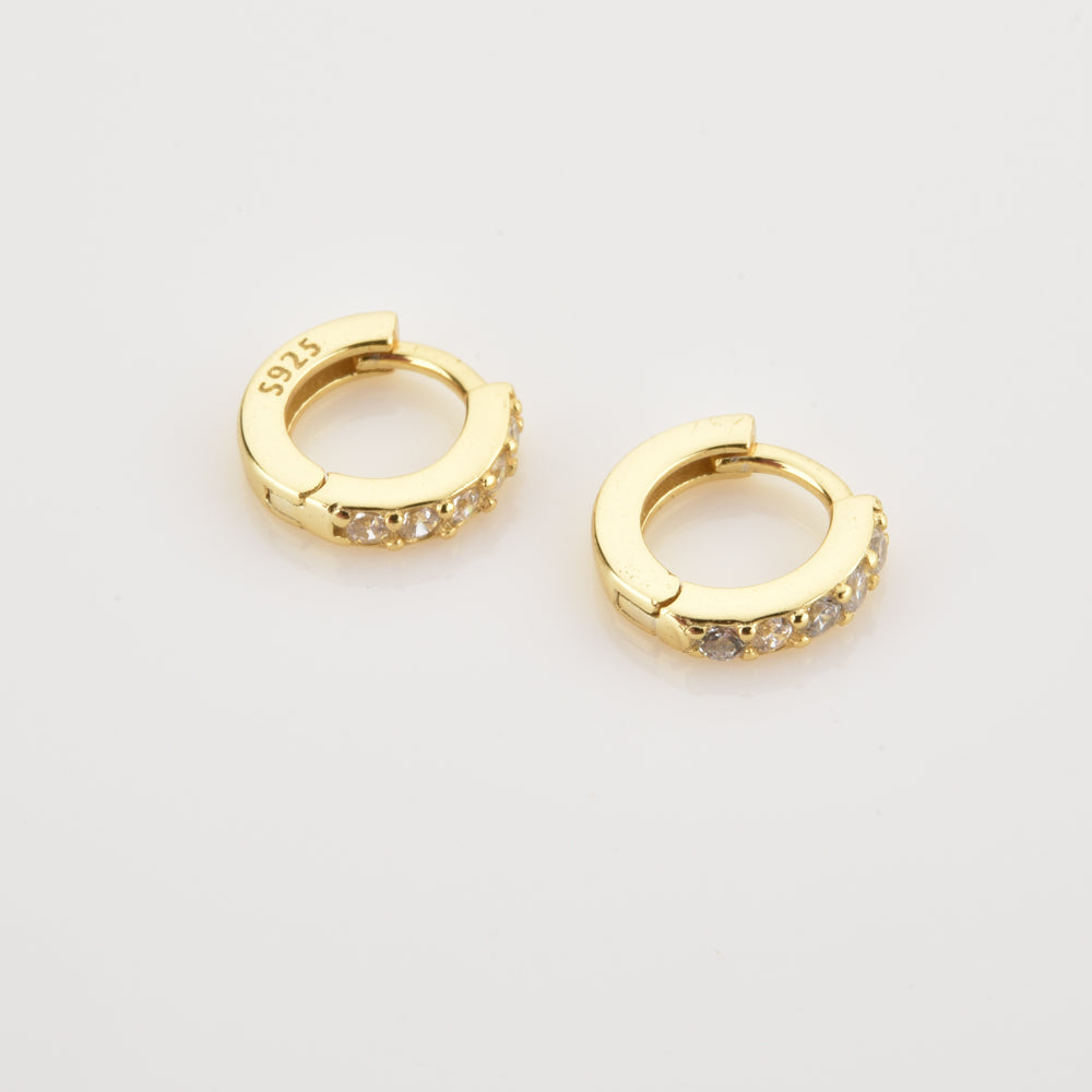 Goldene Creolen Ohrringe mit Zirkonia, 925 Sterling Silber, eleganter Schmuck, Damen Accessoire.