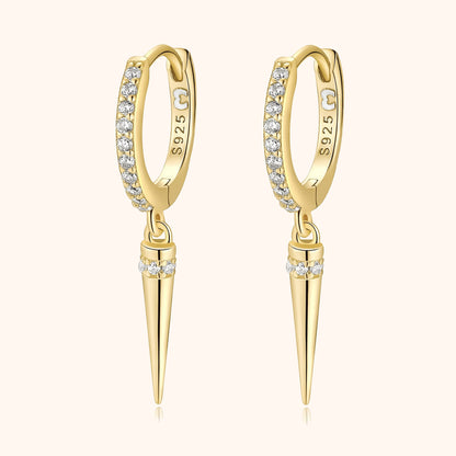 Goldene Creolen mit Zirkonia und spitzen Anhängern, S925, eleganter Schmuck.