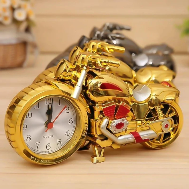 Goldene Motorrad-Tischuhr, dekorativ, Quarz, einzigartiges Design, Geschenkidee, Wohnzimmer.