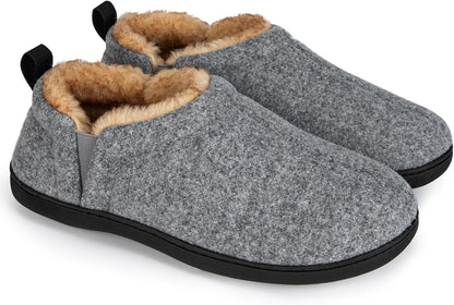 Graue Filzhausschuhe mit braunem Futter, rutschfeste Sohle, warme Winterpantoffeln.