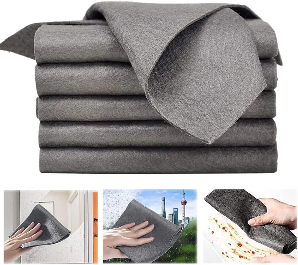 Graue Reinigungstücher aus Mikrofaser, stapelbar, ideal für Küche und Badreinigung.