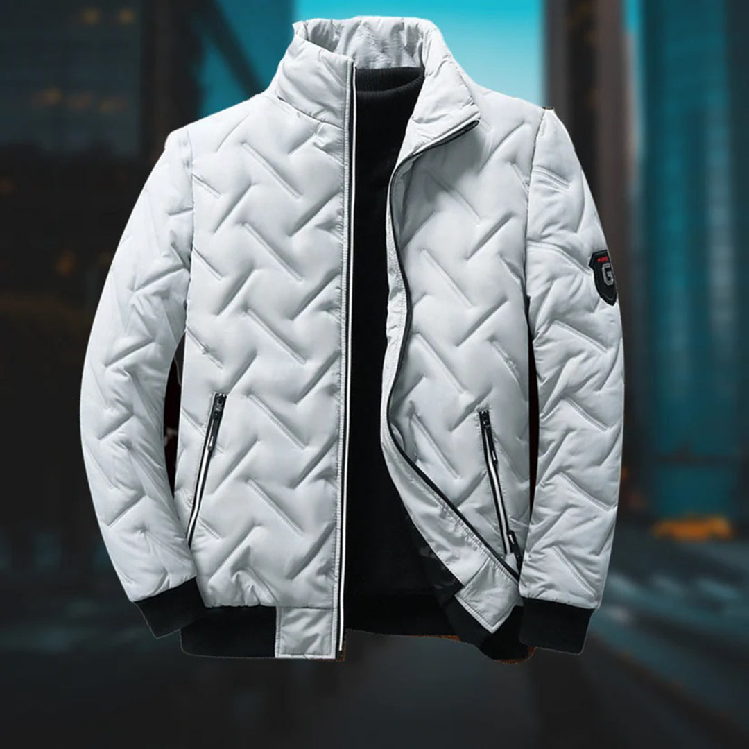 Graue Herrenjacke, gesteppte Winterjacke, Reißverschlüsse, modisch, warm, urbaner Stil.