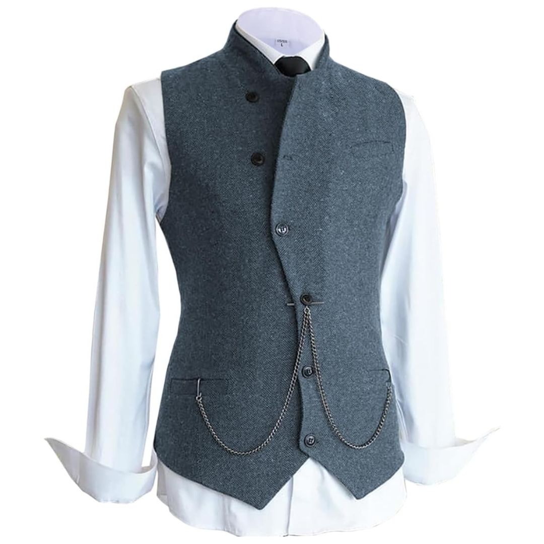 Graue Herrenweste mit Kette, elegantes Design, über weißem Hemd, ideal für formelle Anlässe.