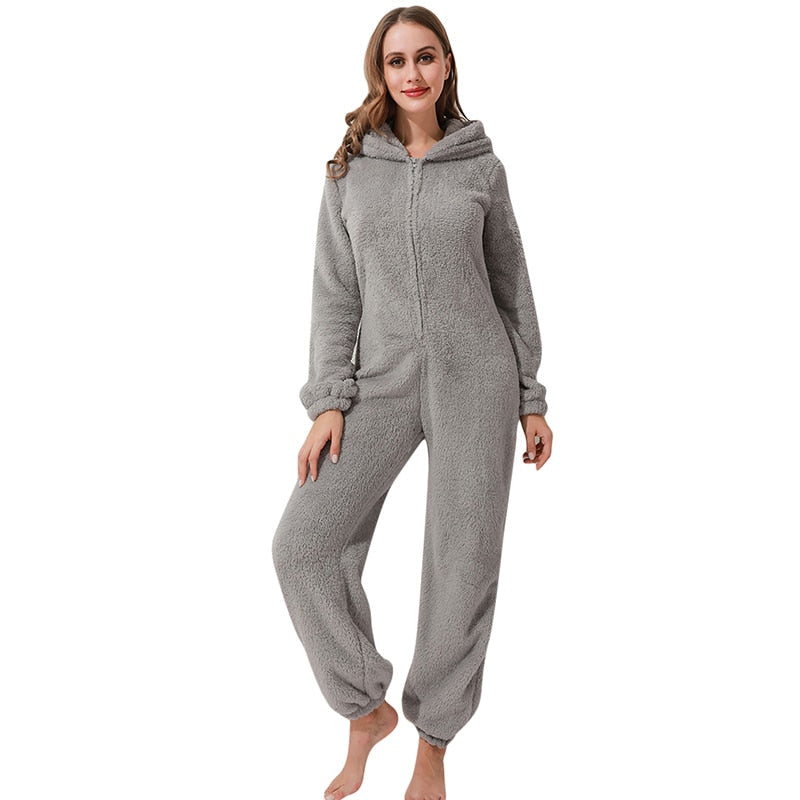 Damen grauer Fleece-Overall mit Kapuze, gemütlicher Einteiler, Reißverschluss, Freizeitkleidung.
