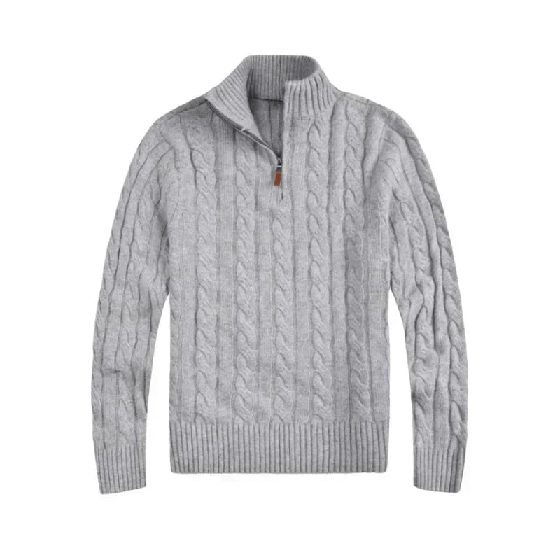 Grauer Strickpullover mit Reißverschluss, Herrenmode, Winterkleidung, Zopfmuster, Baumwolle.
