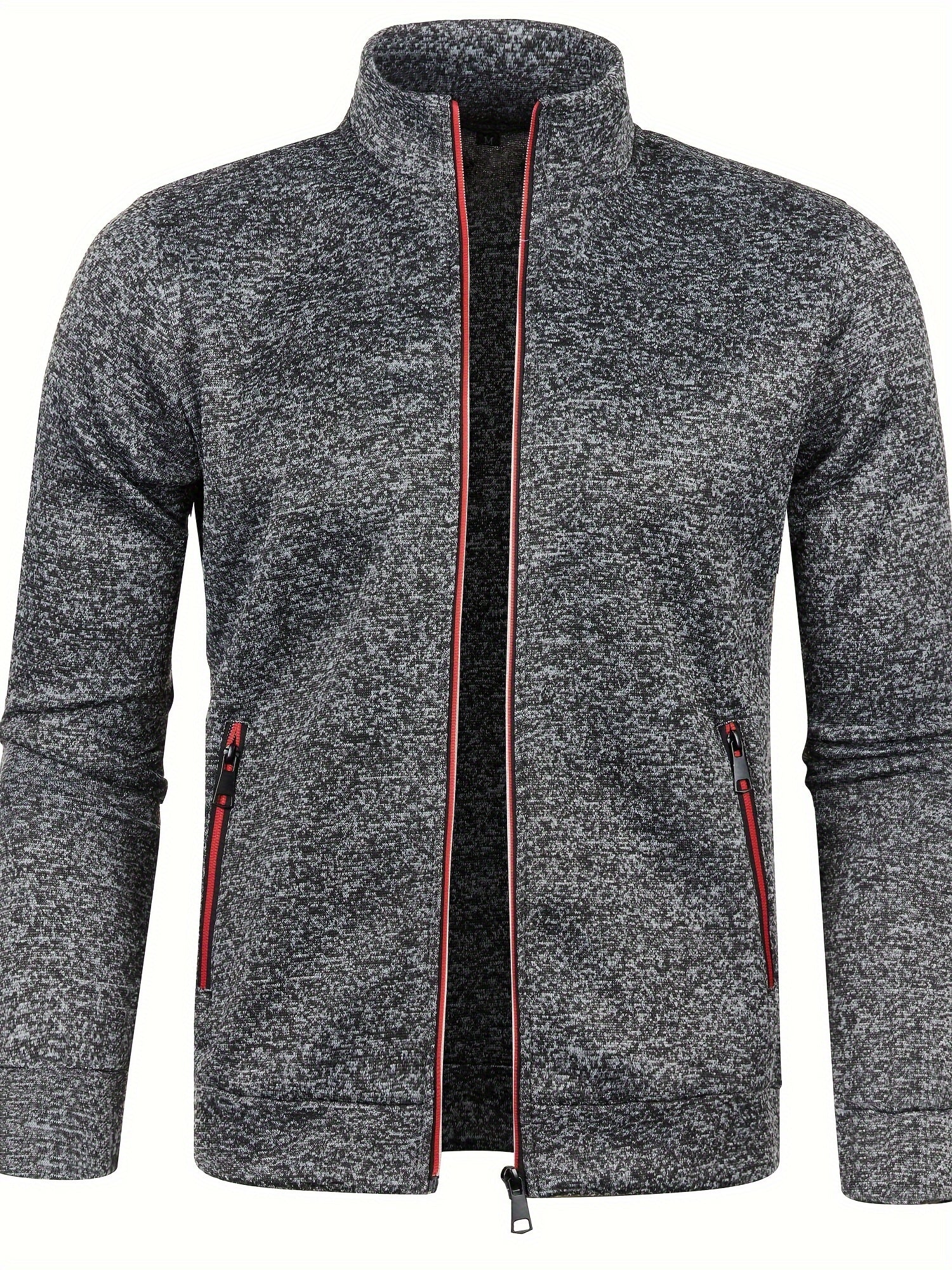 Graue Herren-Strickjacke mit Reißverschluss, Stehkragen und roten Akzenten.